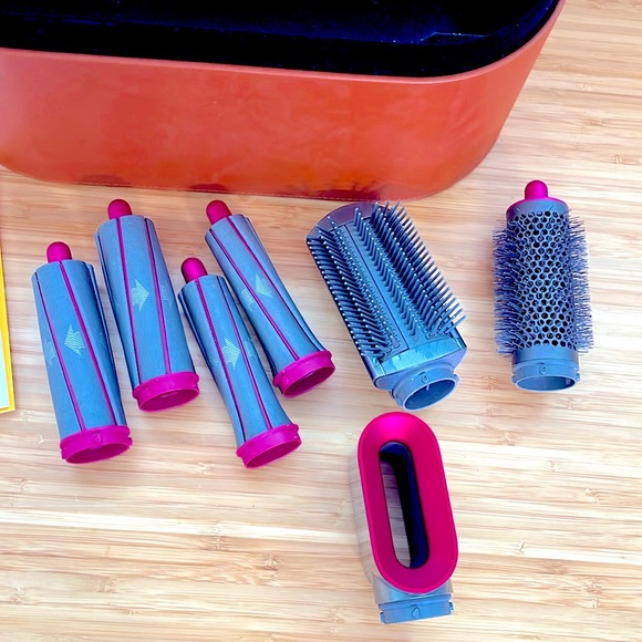 Dyson Airwrap Hair Dryer Curling Fuchsia Pink Attachments and Storage Case - Picture 6 of 9